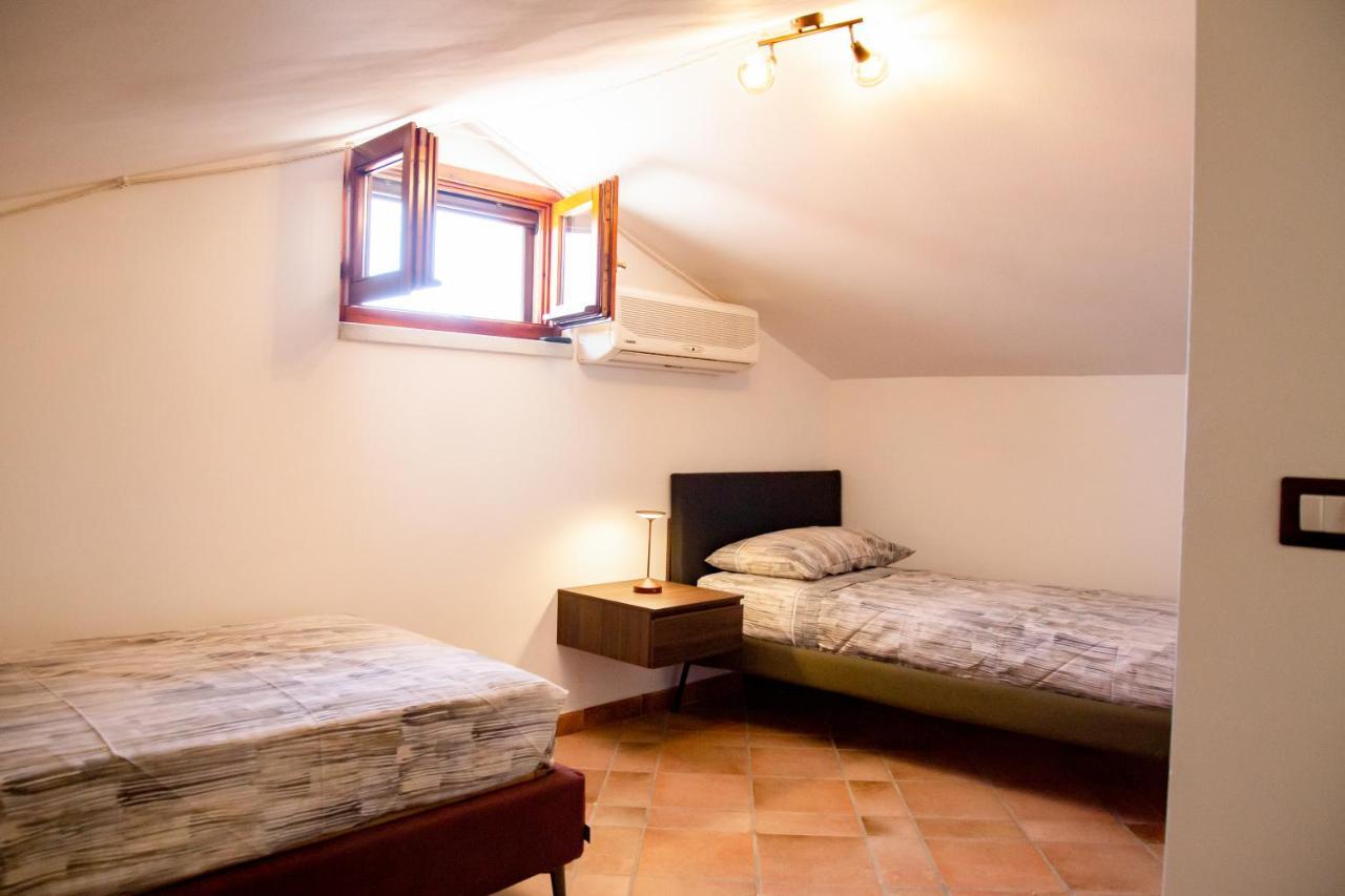 דירות אלגהרו Residencia Pais מראה חיצוני תמונה