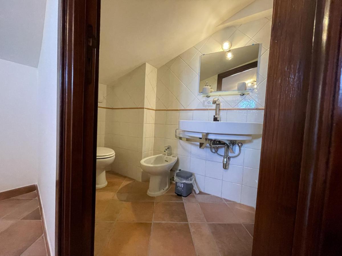 דירות אלגהרו Residencia Pais מראה חיצוני תמונה